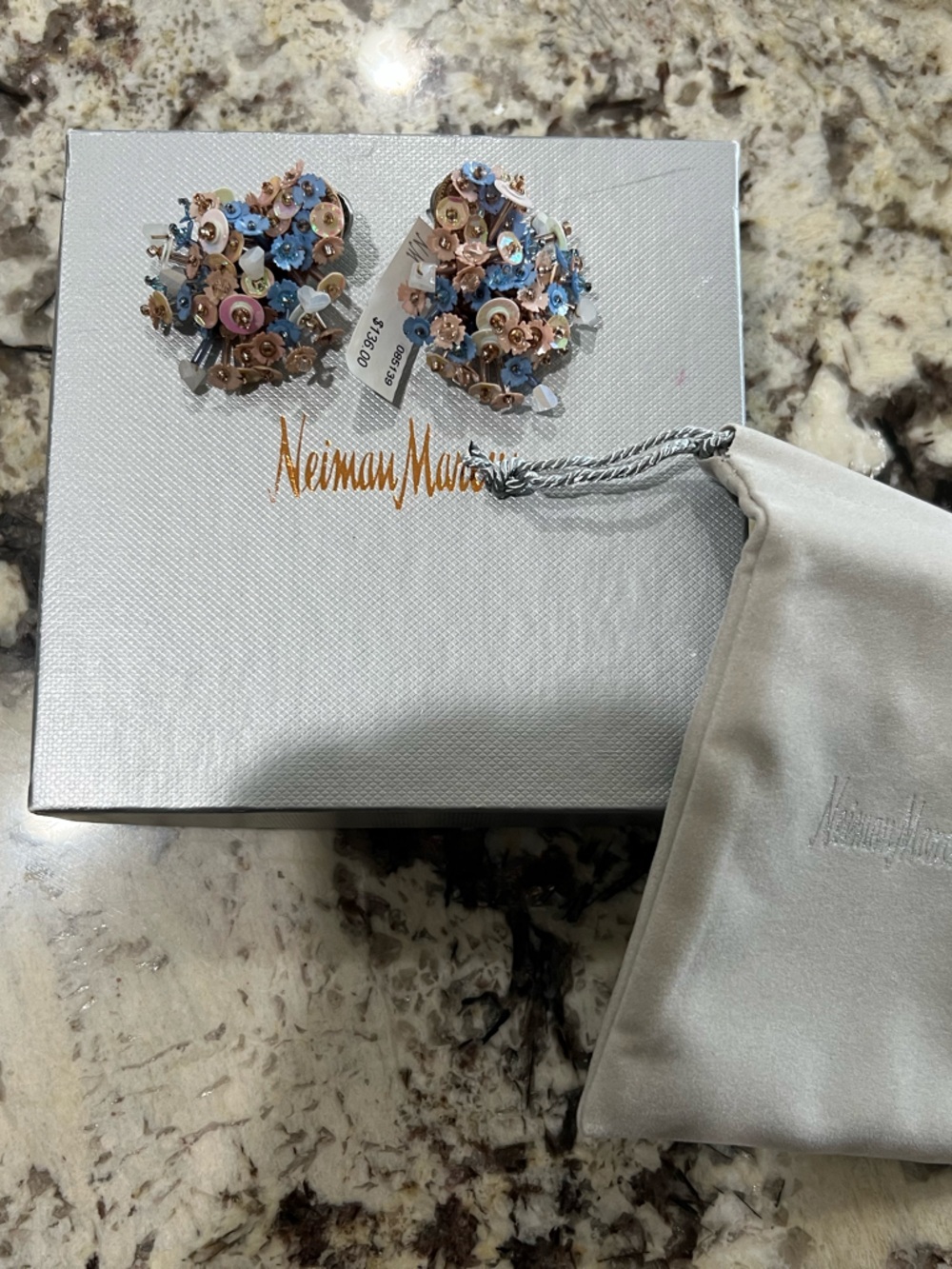 Mignonne Gavigan earrings NWT - Picture 3 of 4